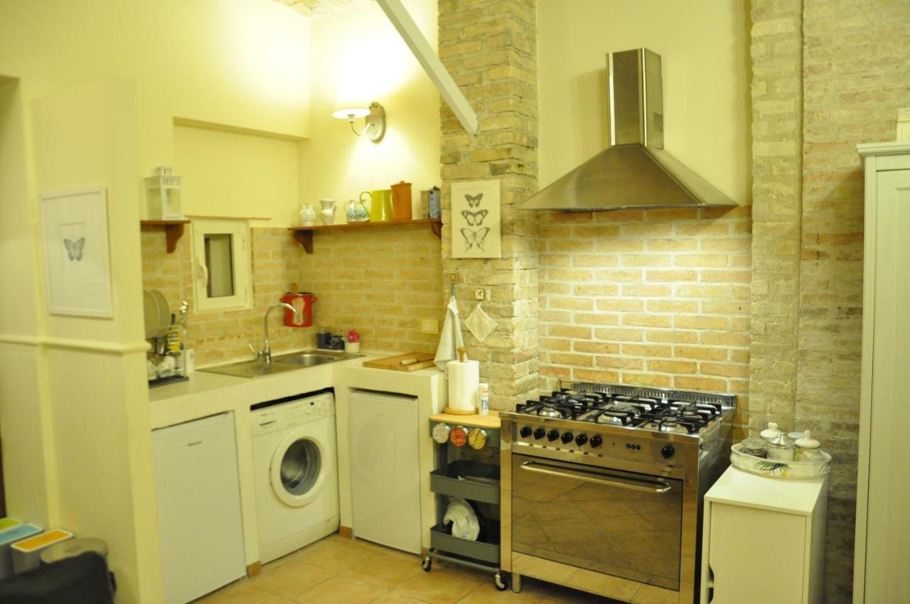 פסקרה Bed And Breakfast Piazza Mercato מראה חיצוני תמונה
