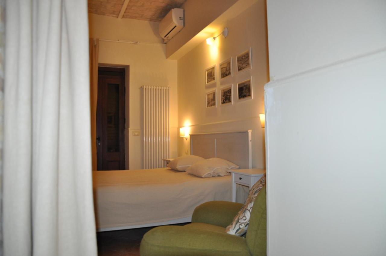 פסקרה Bed And Breakfast Piazza Mercato מראה חיצוני תמונה