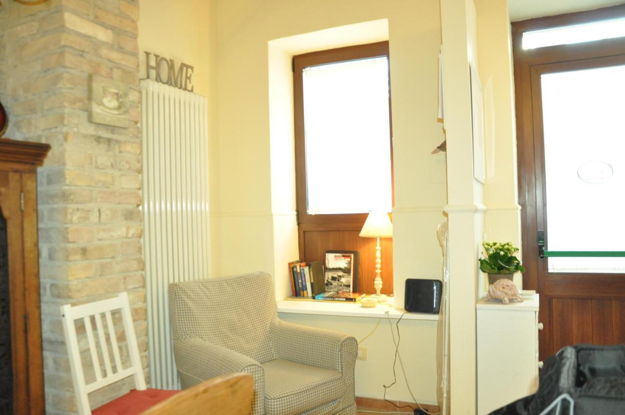 פסקרה Bed And Breakfast Piazza Mercato מראה חיצוני תמונה